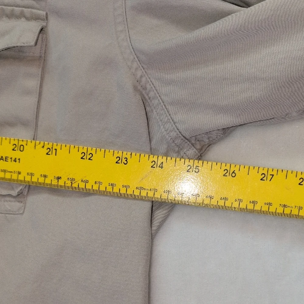 Banana Republic Button-Down Beige Pocket‎ Men's Shirt